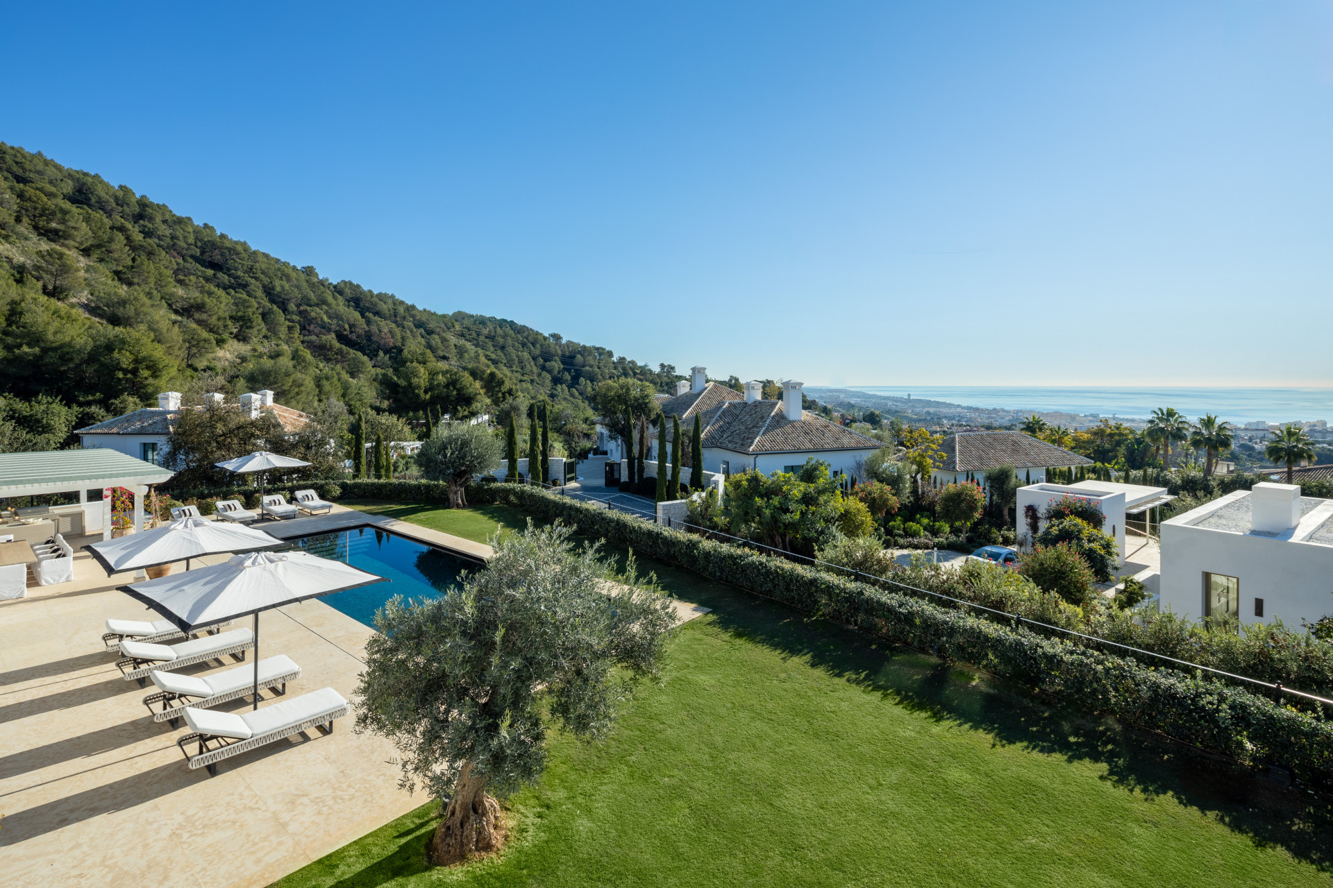 Properties for sale in Cascada de Camoján, Golden Mile