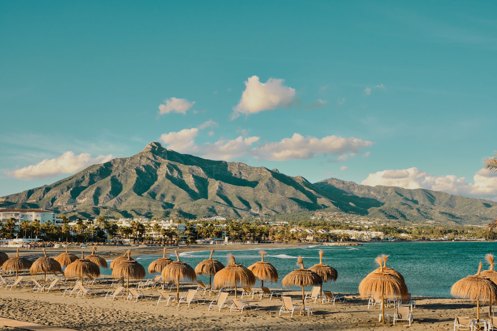 El impacto de la temporada de verano en el mercado inmobiliario de Marbella