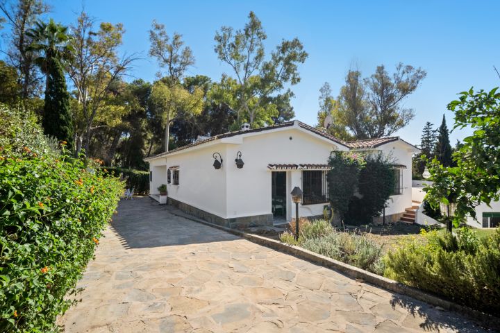 La Merced 16 - Charmante maison de style andalou située à Marbella Center