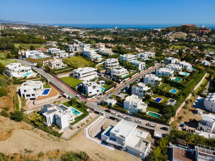 Los Olivos 13 - Exclusive Property with Andalusian Charm