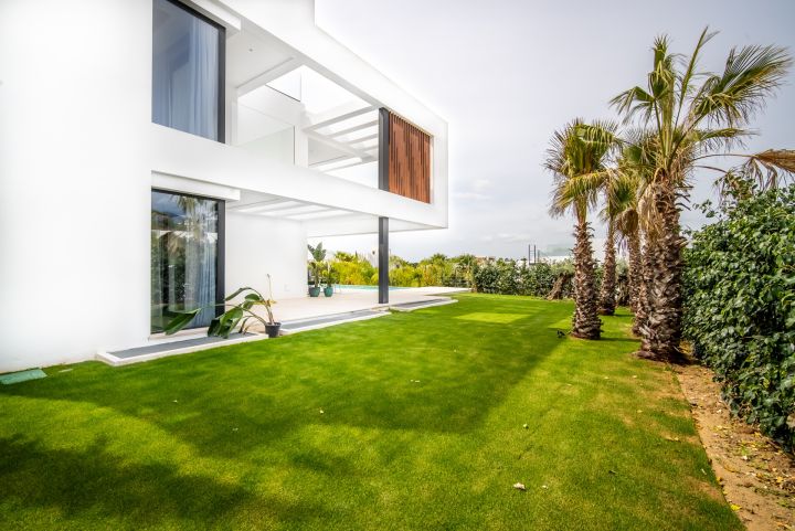 Los Olivos 13 - Exclusive Property with Andalusian Charm