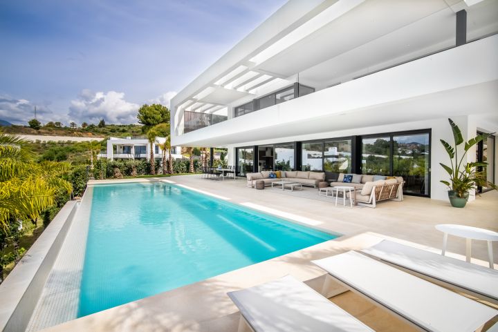 Los Olivos 13 - Exclusive Property with Andalusian Charm