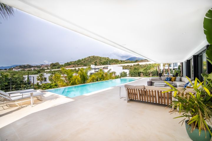 Los Olivos 13 - Exclusive Property with Andalusian Charm