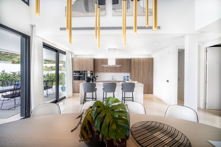 Los Olivos 13 - Exclusive Property with Andalusian Charm