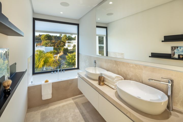 Los Olivos 14 - Casa de lujo en una urbanización privada en Nueva Andalucía