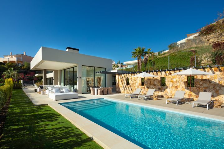 Villa avec 5 chambres et 5 salles de bain - Maison exclusive offrant une vue sur le golf