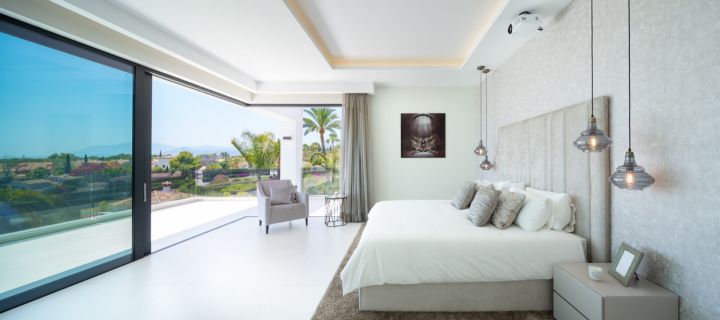 Villa con 5 dormitorios y 8 baños - Lujosa villa con acabados de primera calidad en Nagüeles