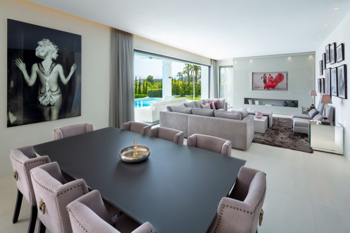 Villa con 5 dormitorios y 8 baños - Lujosa villa con acabados de primera calidad en Nagüeles