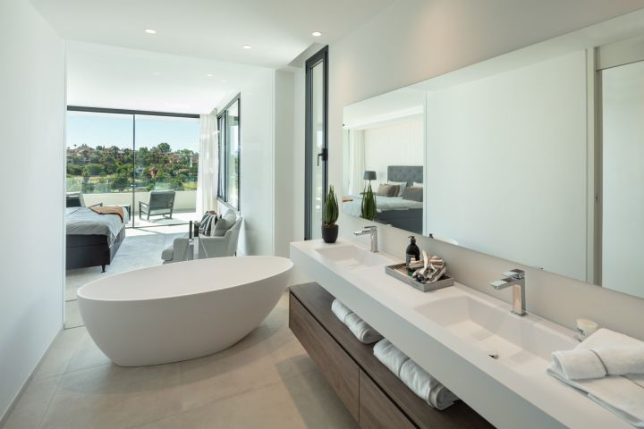 Belfry - Villa 9 - Impressive Villa with Andalusian Charm in Estepona