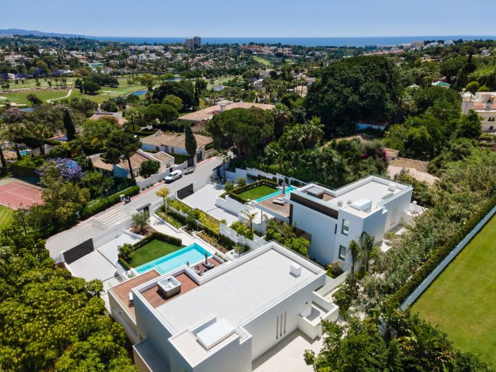 Villa Cassia - Exclusiva villa en primera línea de golf en Nueva Andalucoa