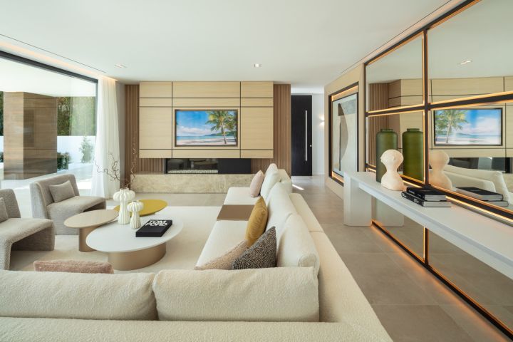 Villa Camellia - Casa contemporánea con vistas al campo de golf en Nueva Andalucía