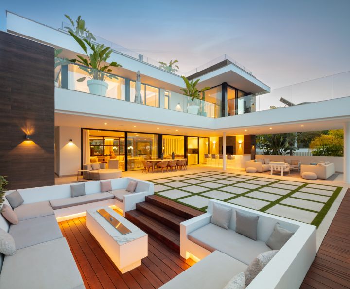 Villa Camellia - Casa contemporánea con vistas al campo de golf en Nueva Andalucía