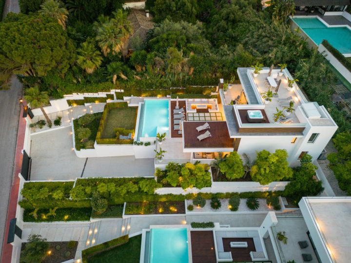 Villa Camellia - Casa contemporánea con vistas al campo de golf en Nueva Andalucía