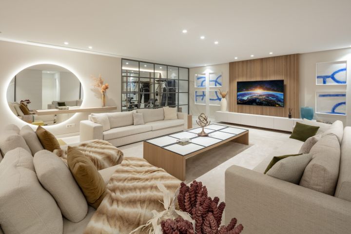 Villa Camellia - Casa contemporánea con vistas al campo de golf en Nueva Andalucía