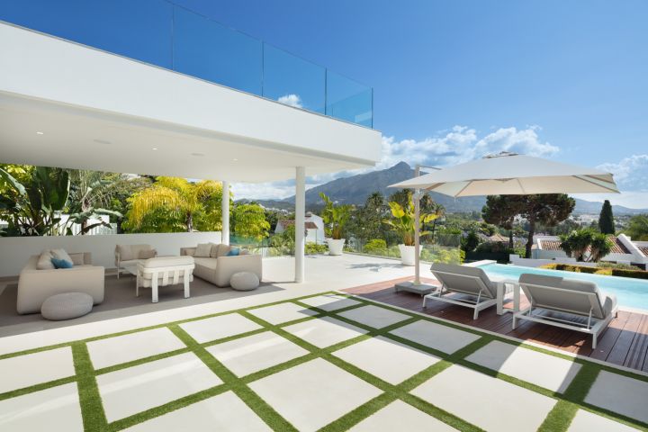 Villa Camellia - Casa contemporánea con vistas al campo de golf en Nueva Andalucía