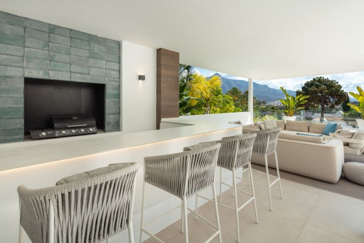 Villa Camellia - Casa contemporánea con vistas al campo de golf en Nueva Andalucía