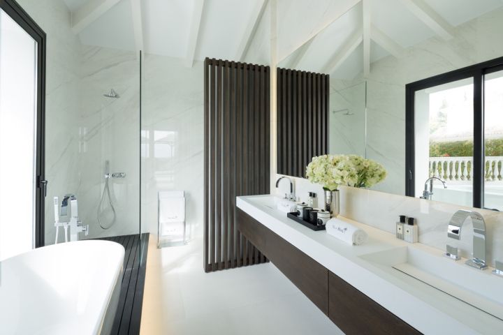 Villa avec 5 chambres et 4 salles de bain - Charmante propriété de luxe avec vue panoramique
