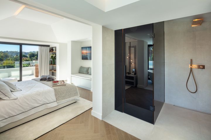 Villa Bodega - Impressive Property with Top-Tier Finishes in Nueva Andalucia