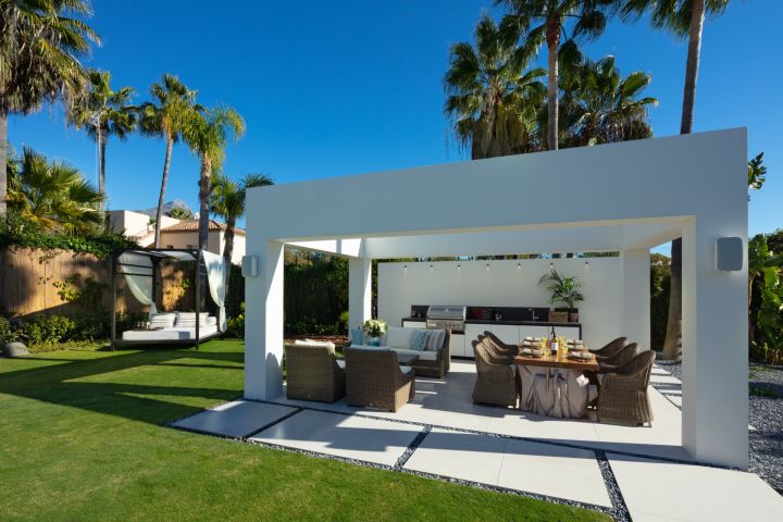 Villa Bodega - Impressive Property with Top-Tier Finishes in Nueva Andalucia