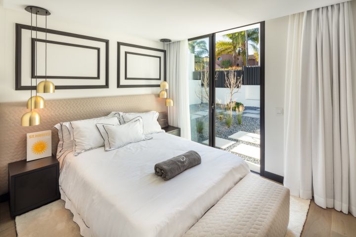Villa Bodega - Impressive Property with Top-Tier Finishes in Nueva Andalucia