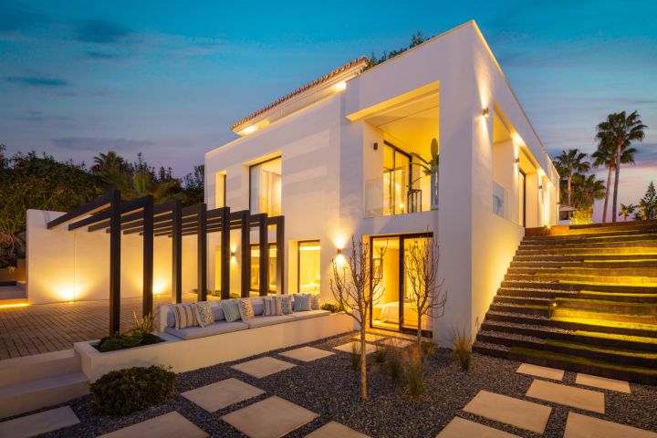 Villa Bodega - Impressive Property with Top-Tier Finishes in Nueva Andalucia