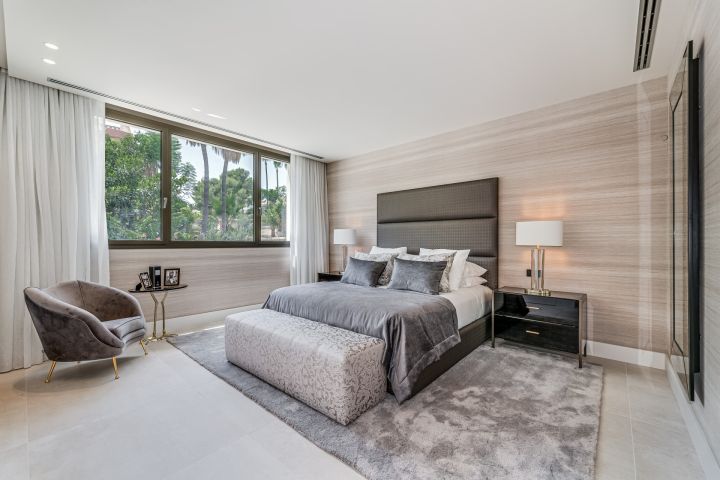 Villa con 6 dormitorios y 7 baños - Encantadora casa dentro de la exclusiva comunidad de Sierra Blanca