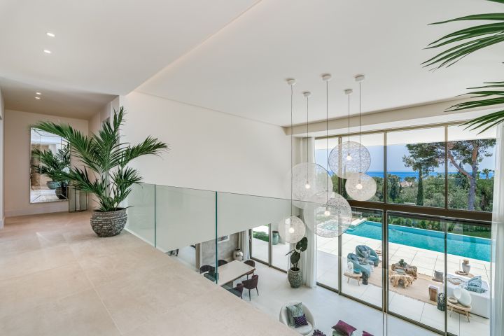 Villa con 6 dormitorios y 7 baños - Encantadora casa dentro de la exclusiva comunidad de Sierra Blanca