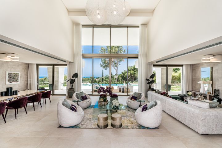 Villa con 6 dormitorios y 7 baños - Encantadora casa dentro de la exclusiva comunidad de Sierra Blanca