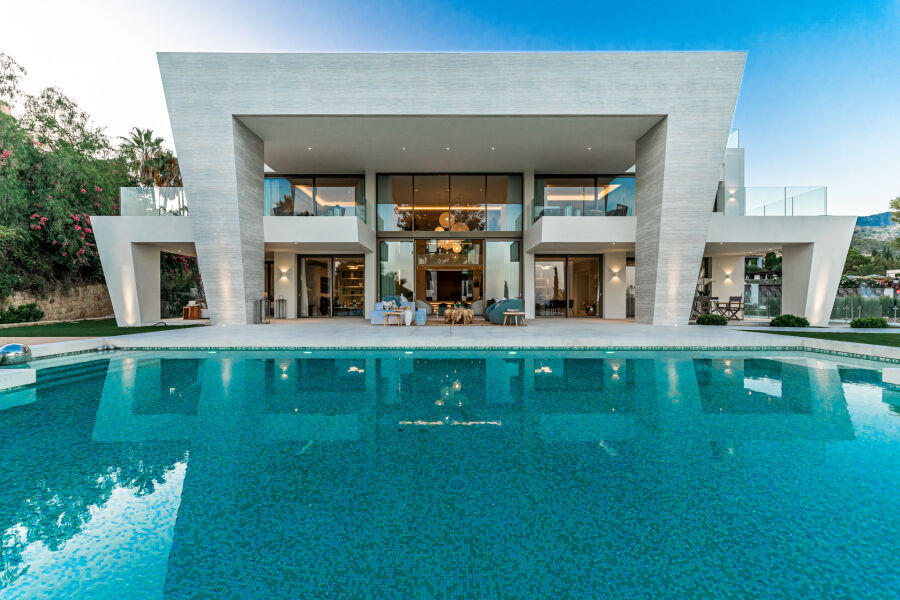 Villa Los Angeles - Charming Home within the Exclusive Community of Sierra Blanca