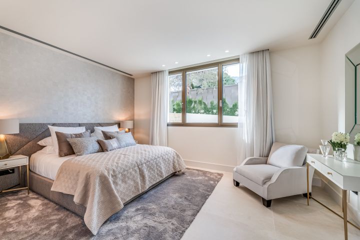 Villa con 6 dormitorios y 7 baños - Encantadora casa dentro de la exclusiva comunidad de Sierra Blanca