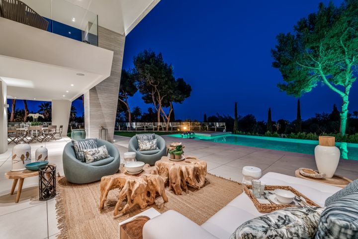 Villa con 6 dormitorios y 7 baños - Encantadora casa dentro de la exclusiva comunidad de Sierra Blanca