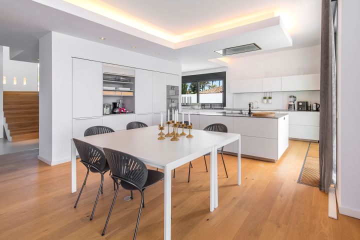 Villa Costabella - Maison en première ligne de plage à Marbella