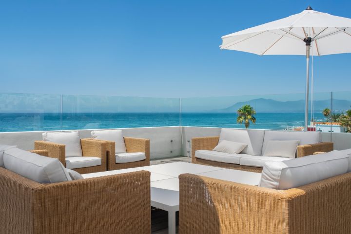 Villa Costabella - Maison en première ligne de plage à Marbella