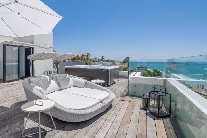 Villa Costabella - Maison en première ligne de plage à Marbella