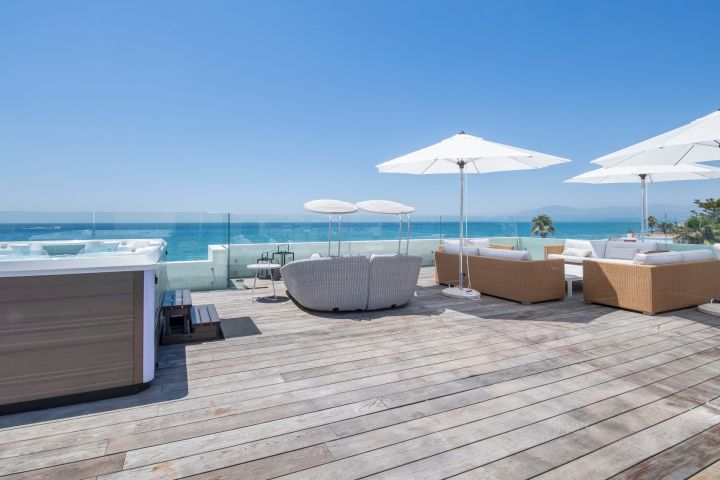 Villa Costabella - Maison en première ligne de plage à Marbella