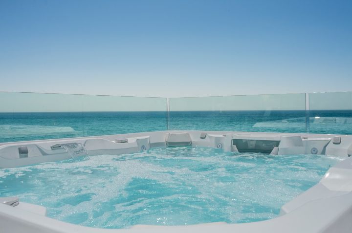 Villa Costabella - Maison en première ligne de plage à Marbella