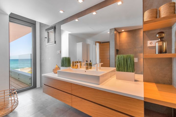Villa Costabella - Maison en première ligne de plage à Marbella
