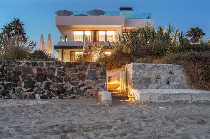 Villa Costabella - Maison en première ligne de plage à Marbella