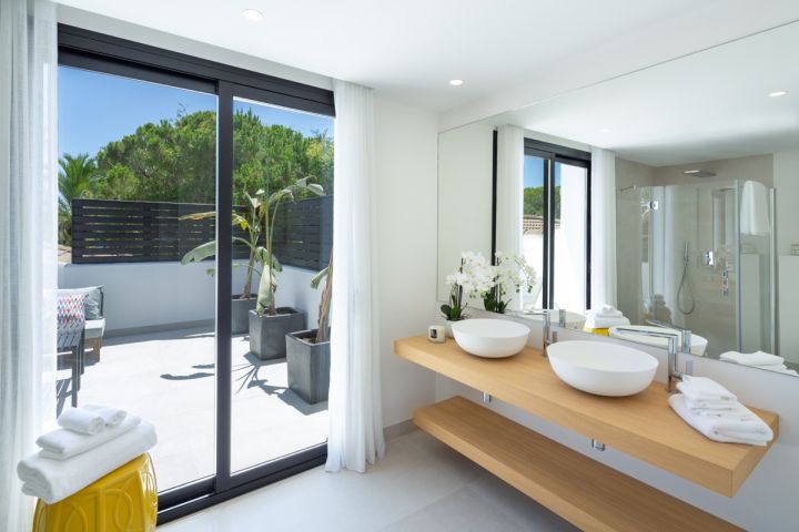 Arcadia 35 - Charming Luxury Property with Top-Tier Finishes