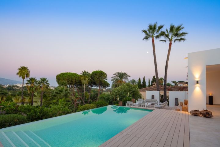 Brisas 24 - Propiedad contemporánea moderna en una urbanización privada