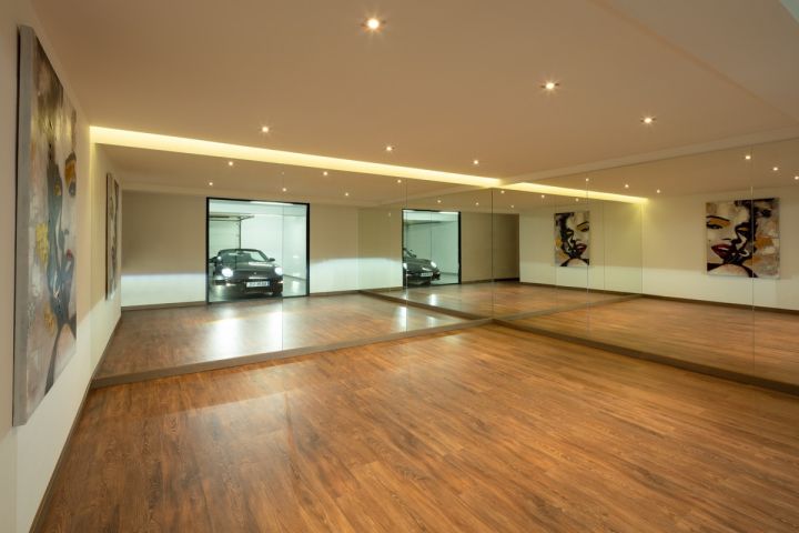 Brisas 24 - Propiedad contemporánea moderna en una urbanización privada