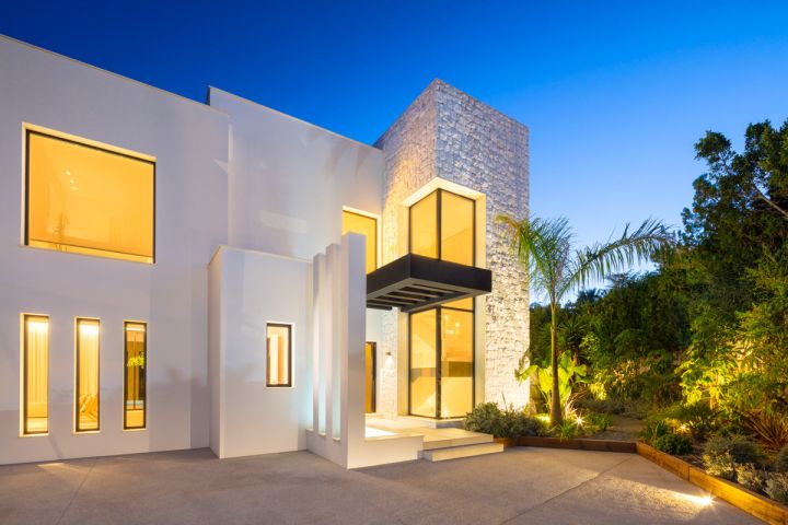 Aloha 138 - Charming Exclusive Villa with Stunning Sea Views