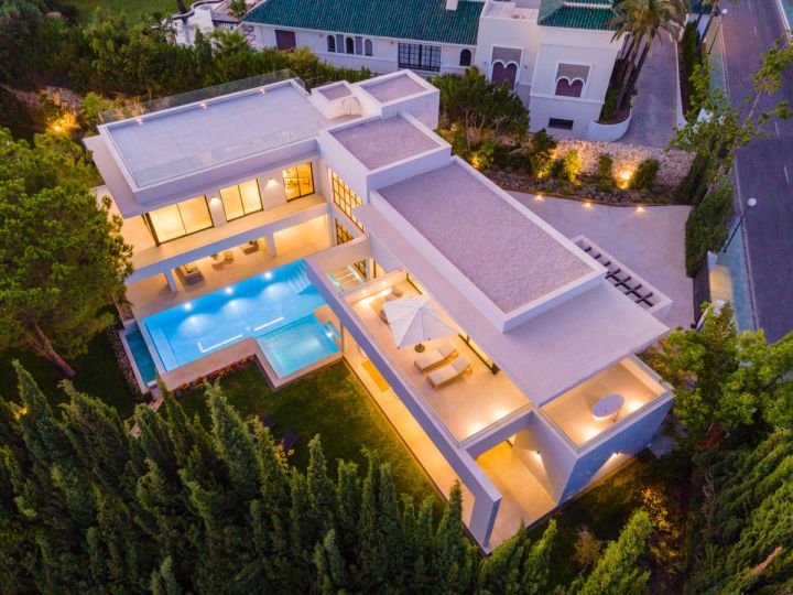 Aloha 138 - Charming Exclusive Villa with Stunning Sea Views