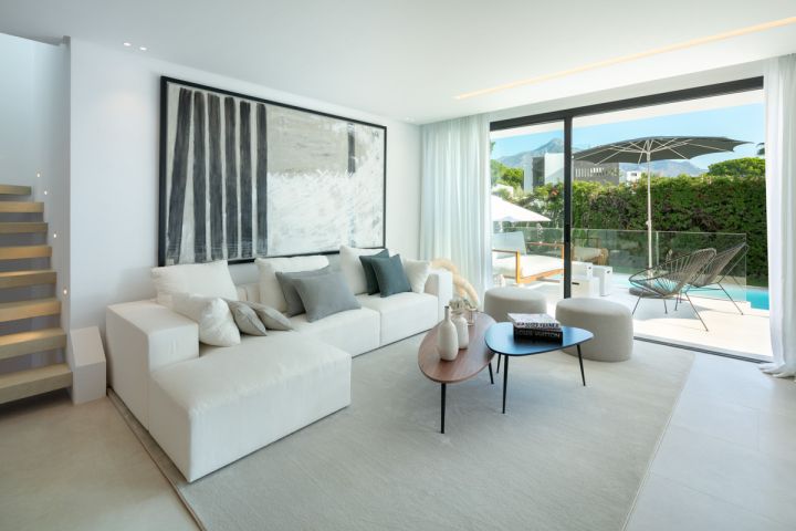 Villa avec 5 chambres et 5 salles de bain - Villa spacieuse offrant une vue sur le golf à Las Brisas