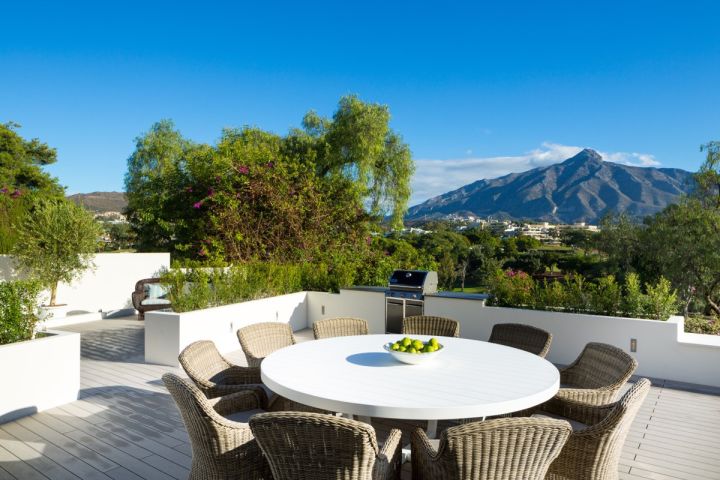 Villa con 6 dormitorios y 6 baños - Impresionante propiedad con vistas panorámicas en Las Brisas