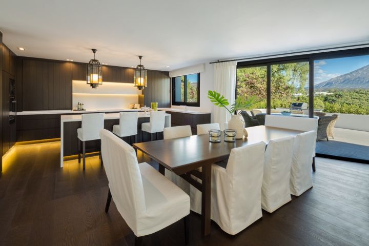 Villa con 6 dormitorios y 6 baños - Impresionante propiedad con vistas panorámicas en Las Brisas