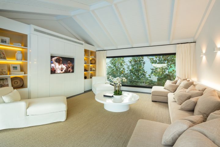 Villa con 6 dormitorios y 6 baños - Impresionante propiedad con vistas panorámicas en Las Brisas