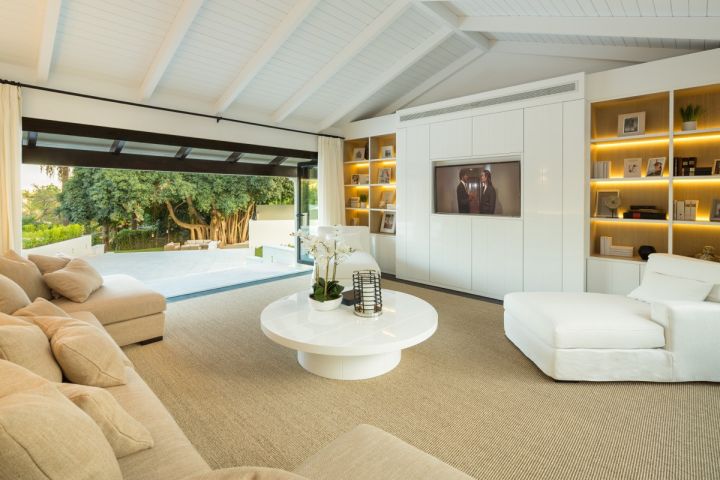 Villa con 6 dormitorios y 6 baños - Impresionante propiedad con vistas panorámicas en Las Brisas