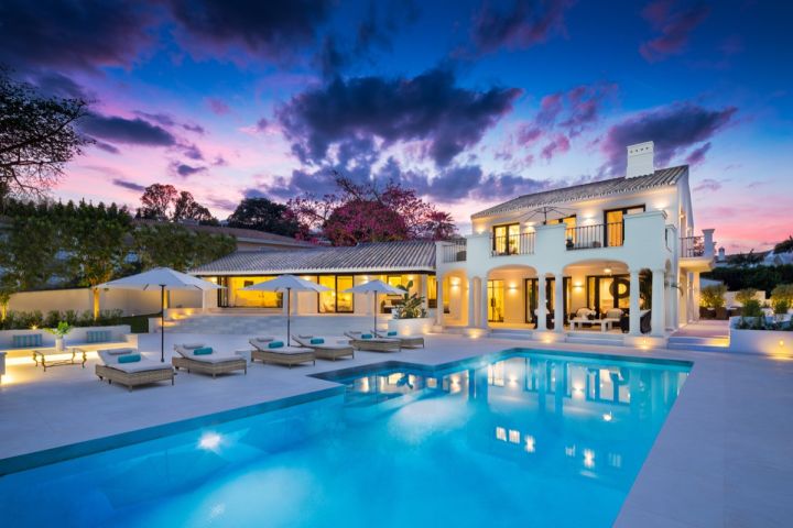 Villa con 6 dormitorios y 6 baños - Impresionante propiedad con vistas panorámicas en Las Brisas