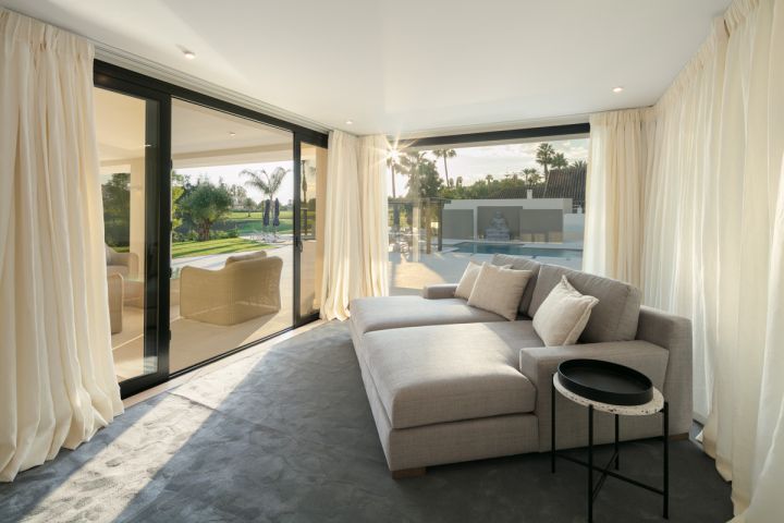 Villa Daniela - Contemporary Villa with Top-Tier Finishes in La Cerquilla